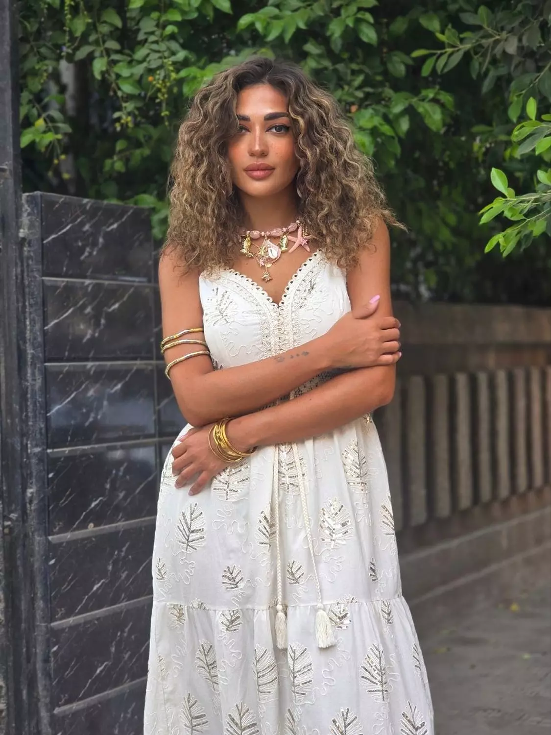 Créme embroidered dress  4