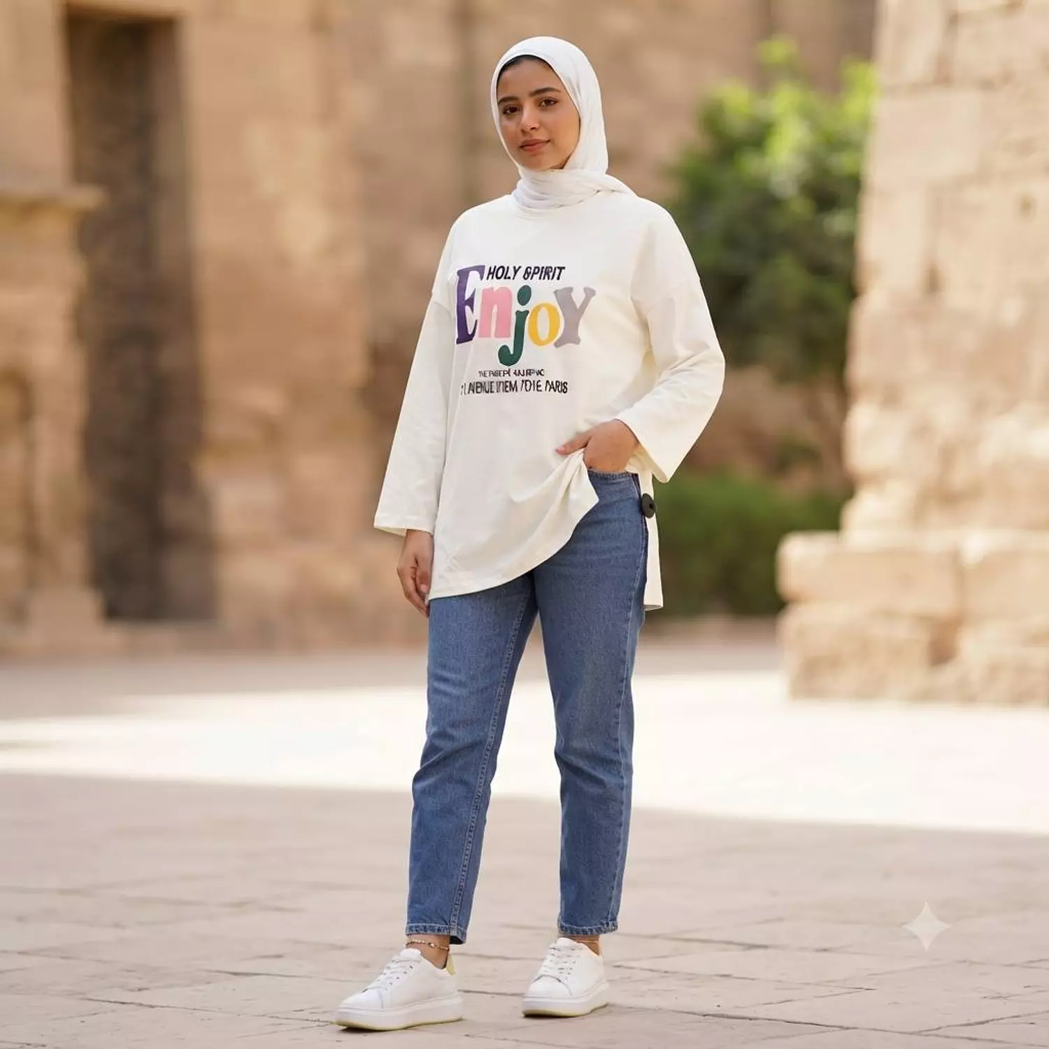 Cropped Graphic Sweatshirt 5