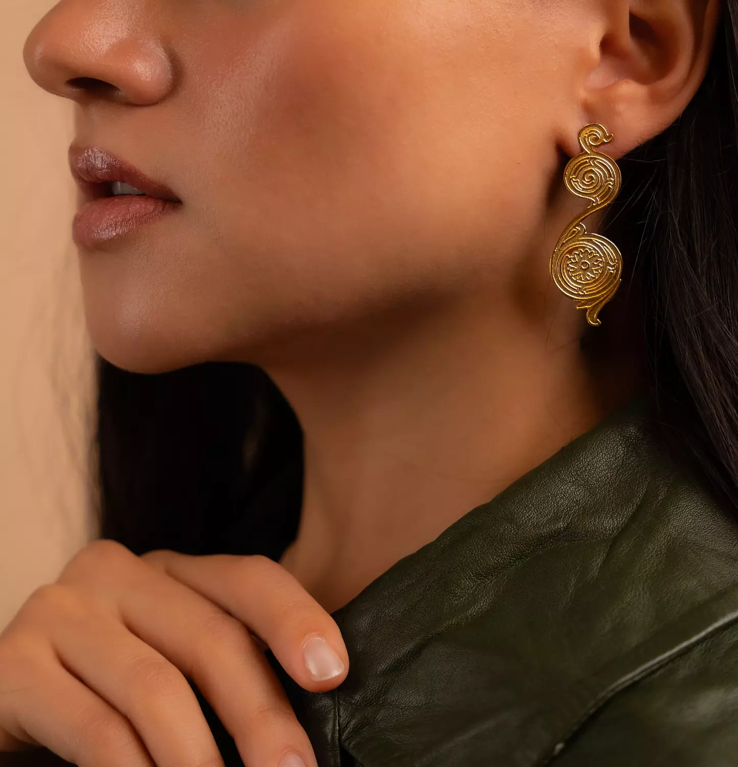 Flora Charm Earrings 2