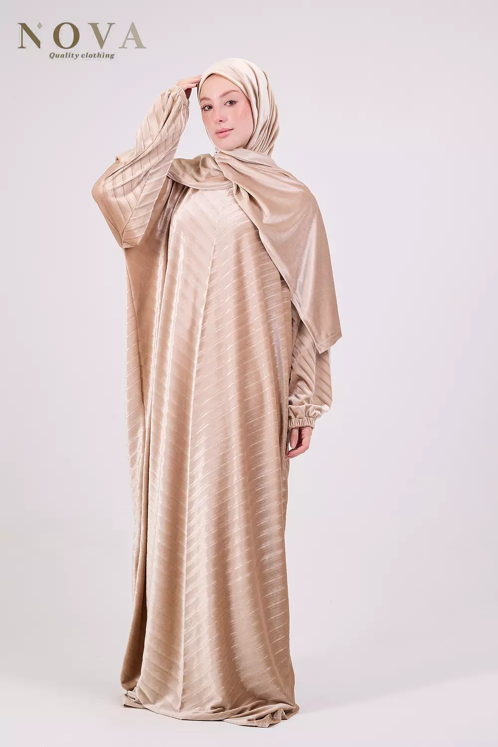 Champagne pleated velvet  2