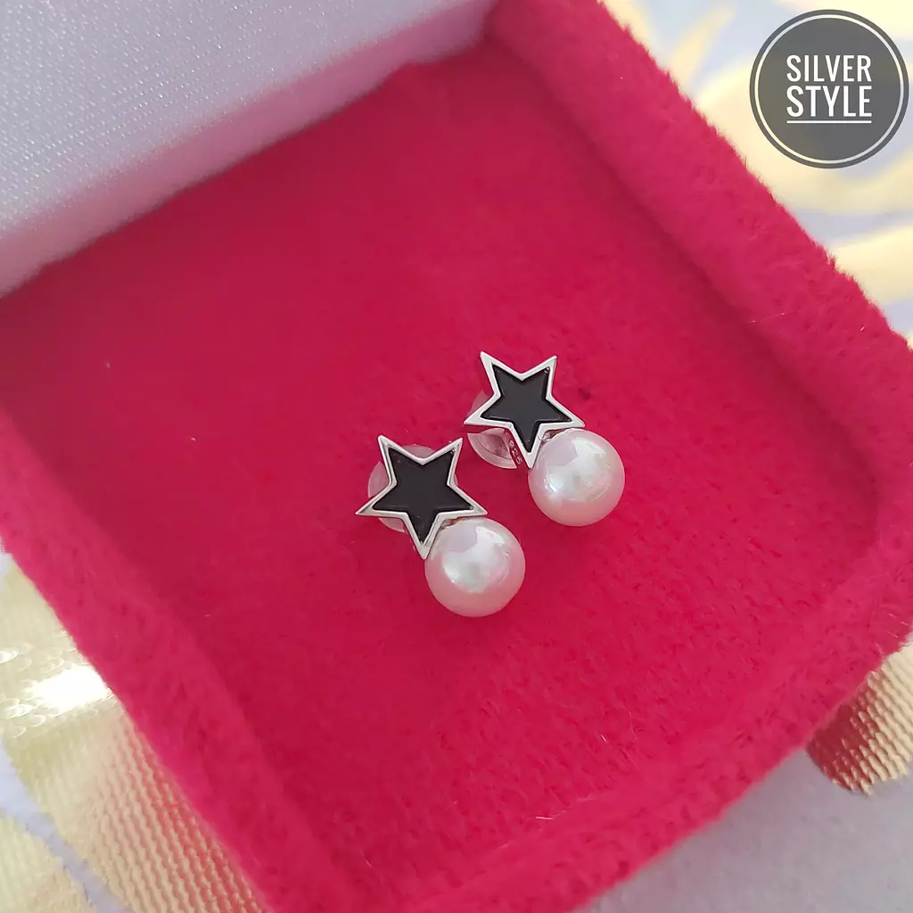 Star stud Earrings