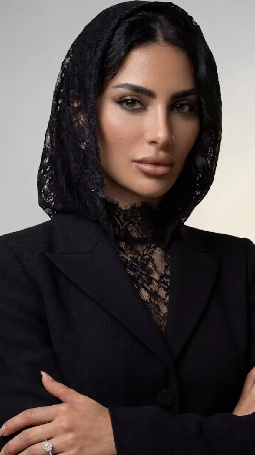 Dantel balaclava image
