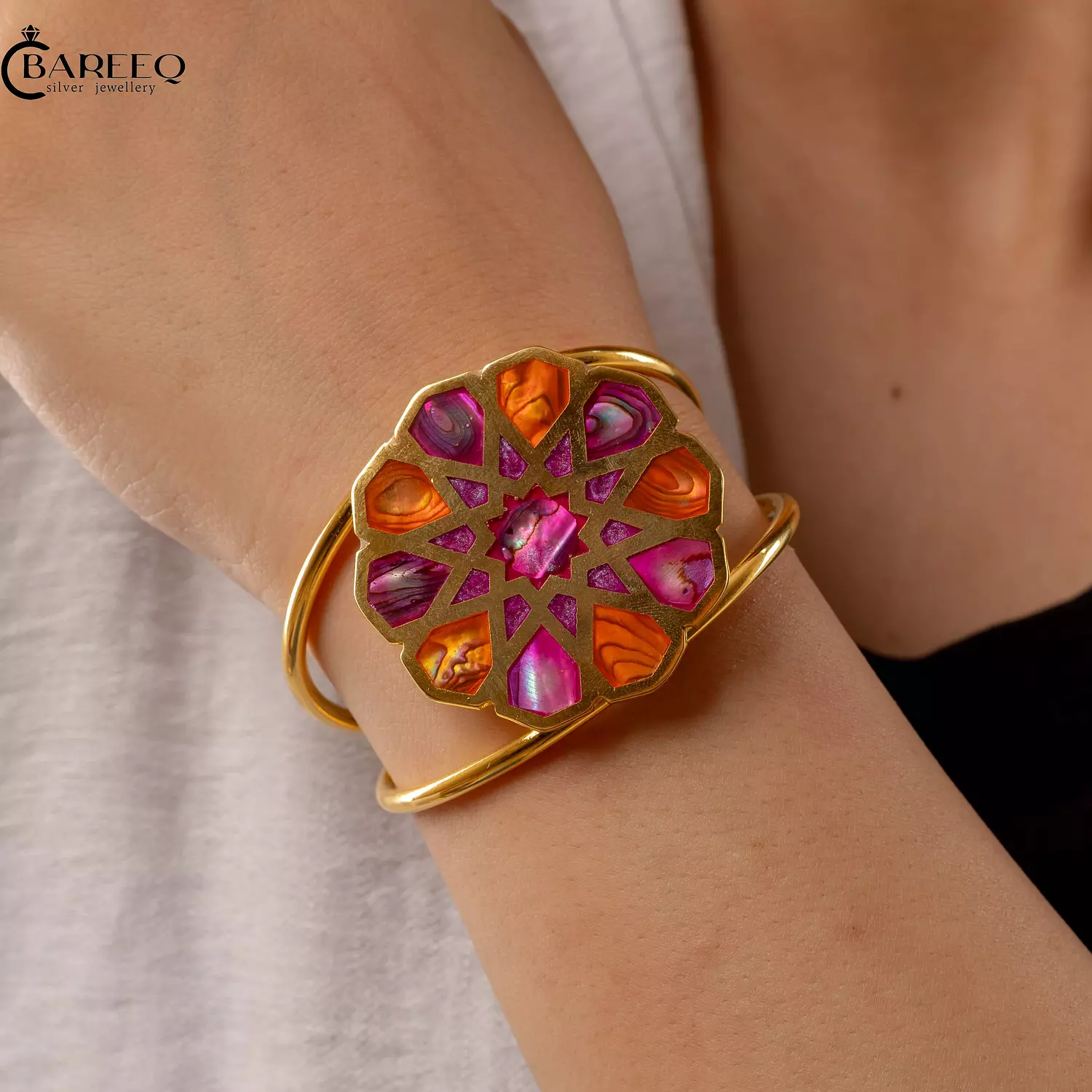 A special  bracelet image