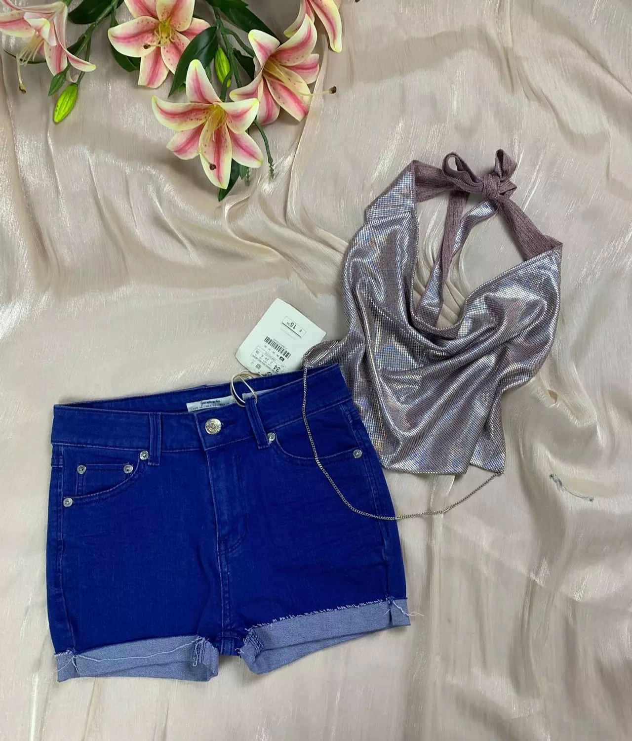 Sexy hot short set from stradivairus   Xs to 40:47 k    image