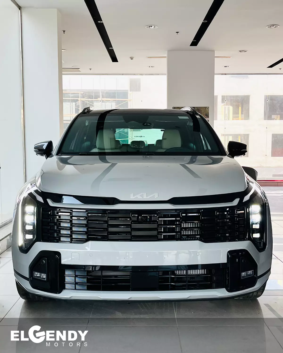 <h3 style="text-align: center">KIA Sportage</h3>