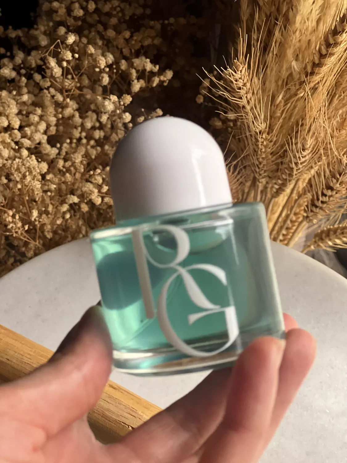 Powdery musk perfume 2