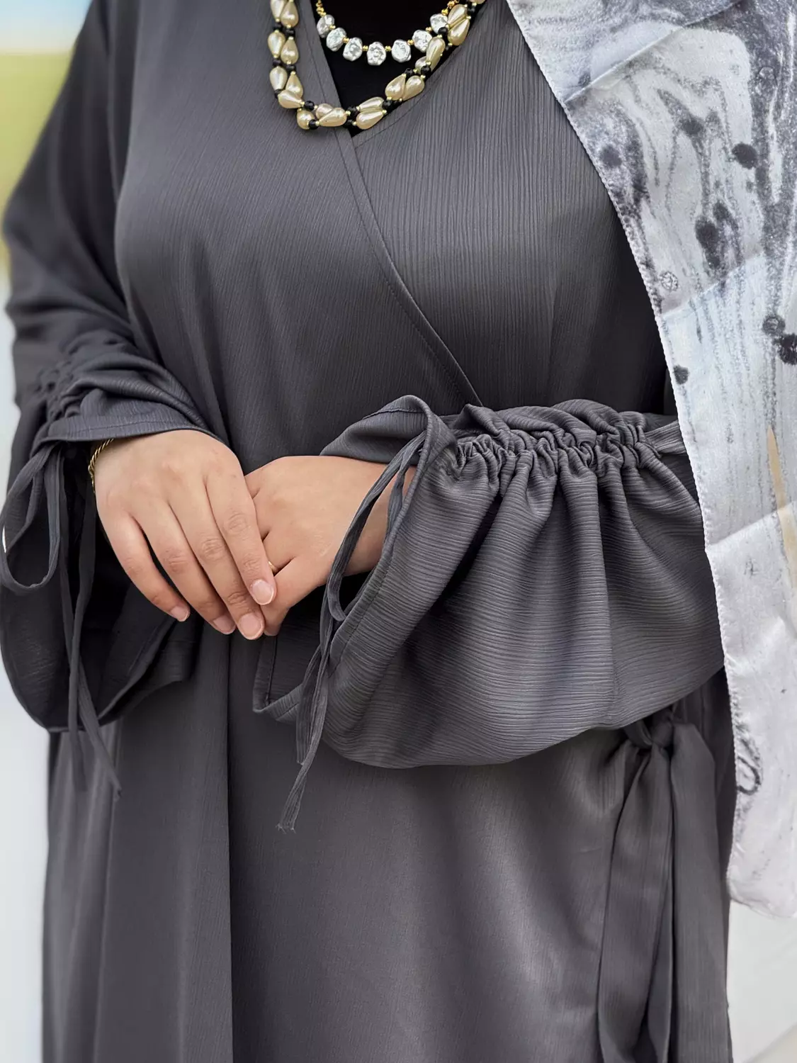 Roqaia abaya image