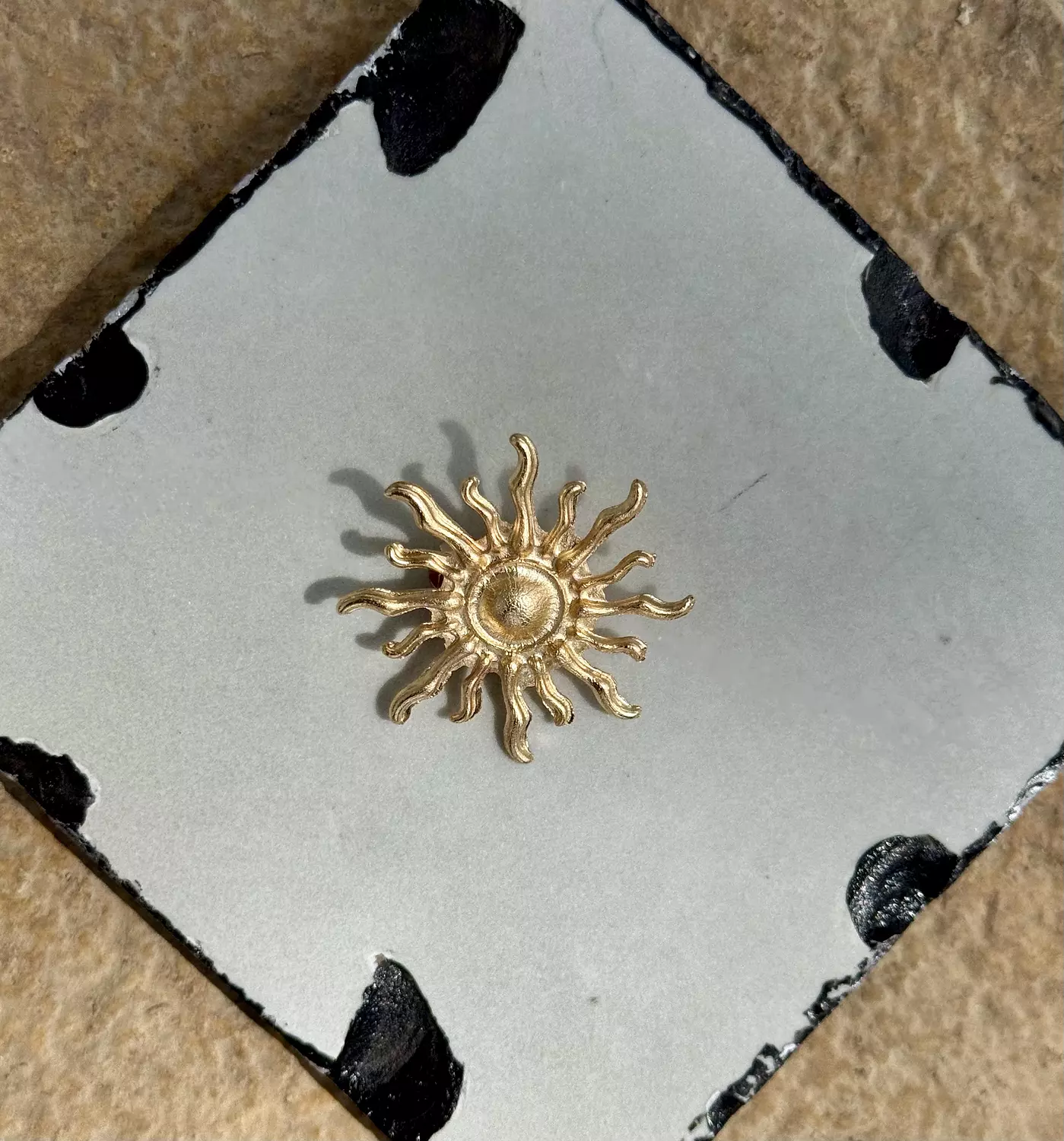 Broche 4 image