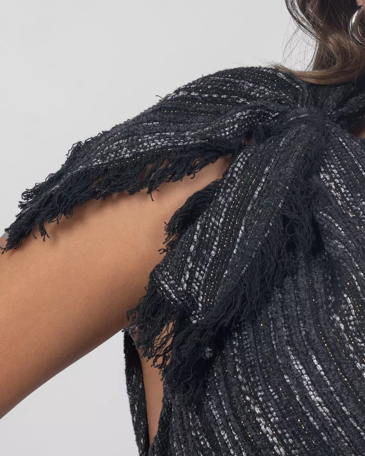 Asymmetric dress with leather belt   9