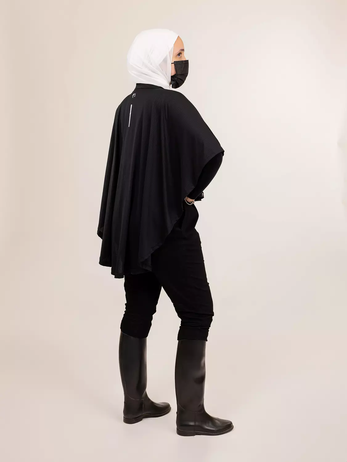 Lady Long Sports Cape image