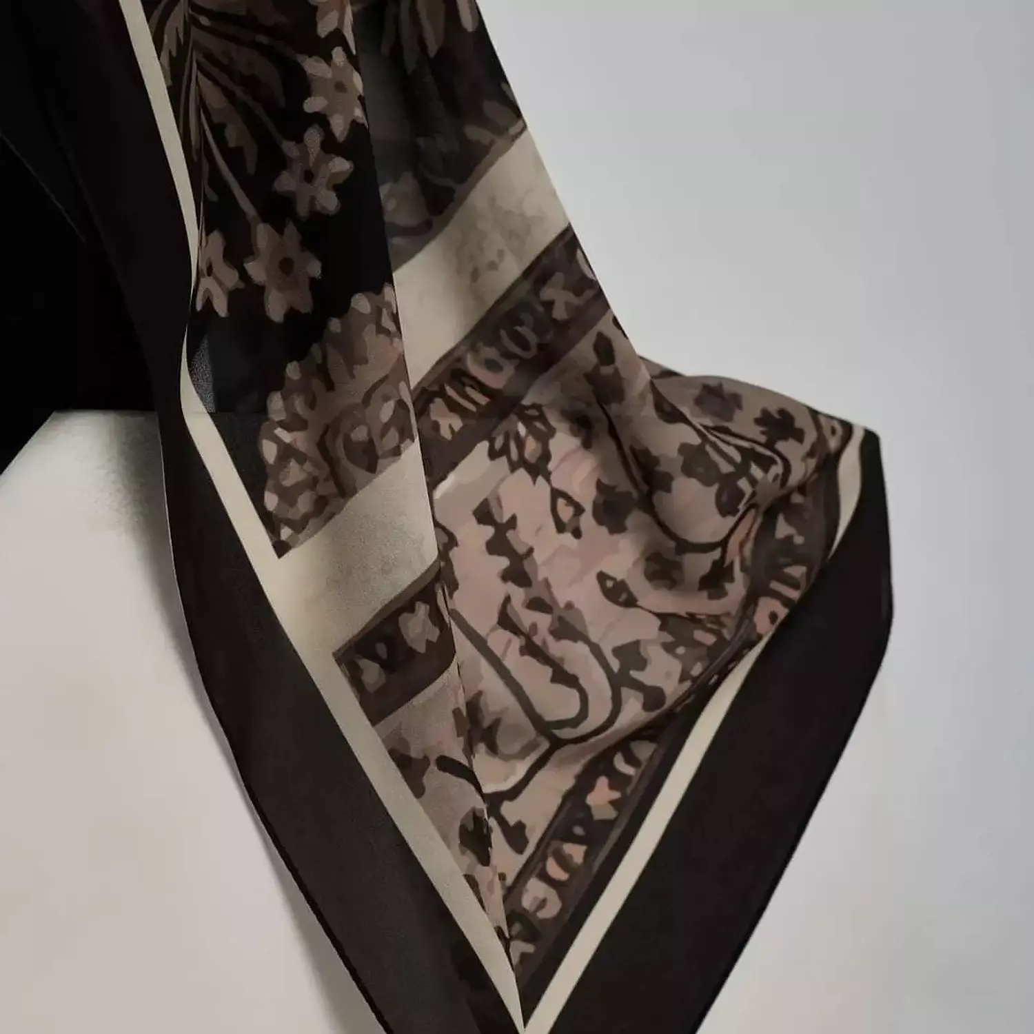 Black jasmen 1