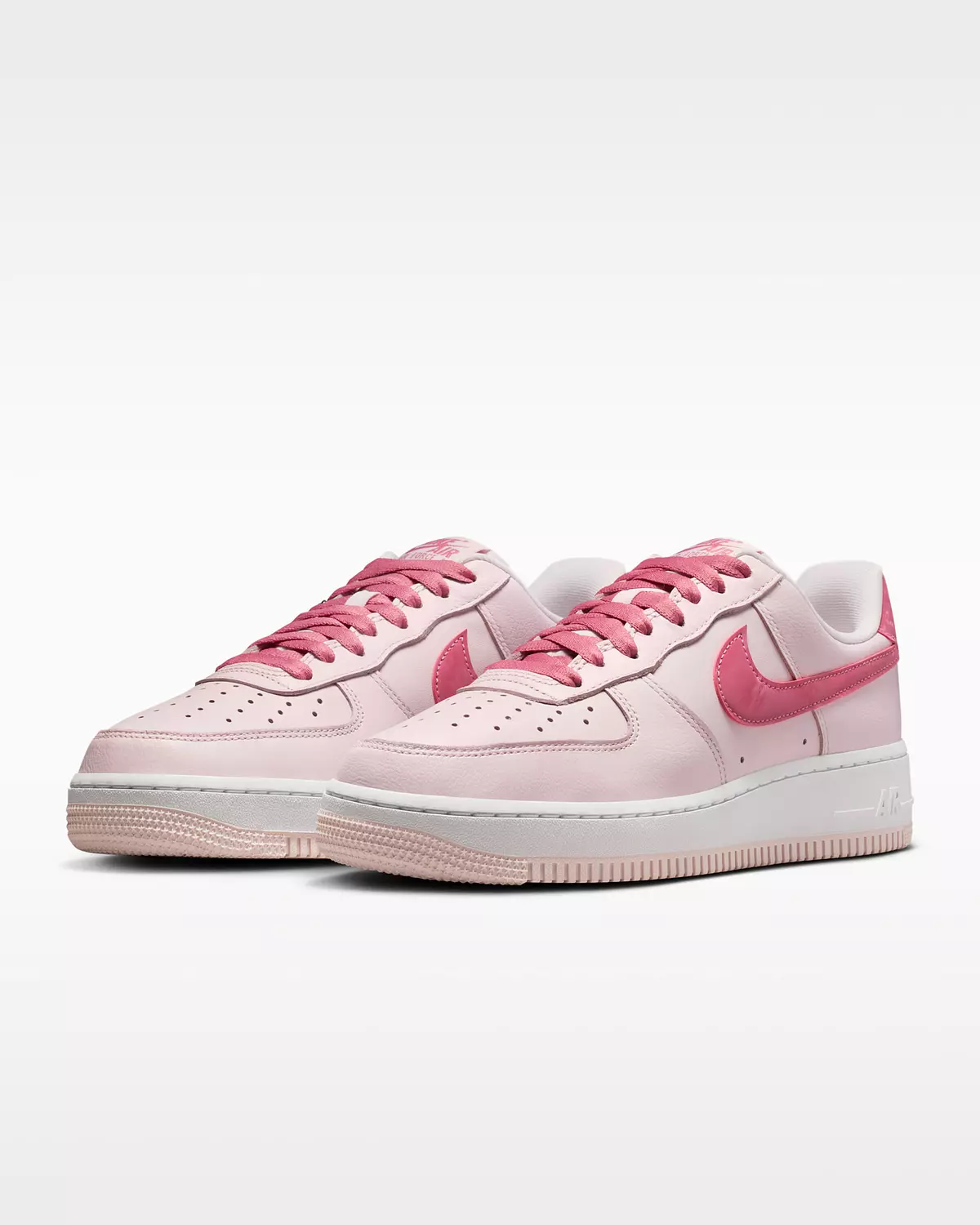 Nike Air Force 1 '07 "Valentine's Day" 3