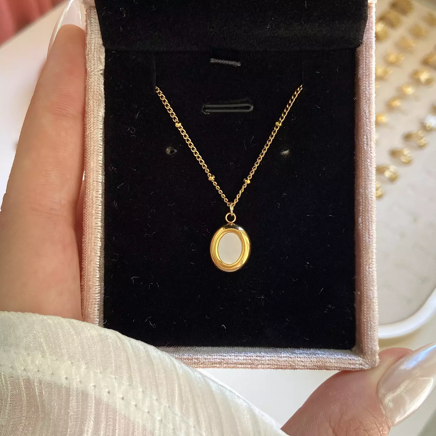 Golden Oval Halo Necklace✨ image