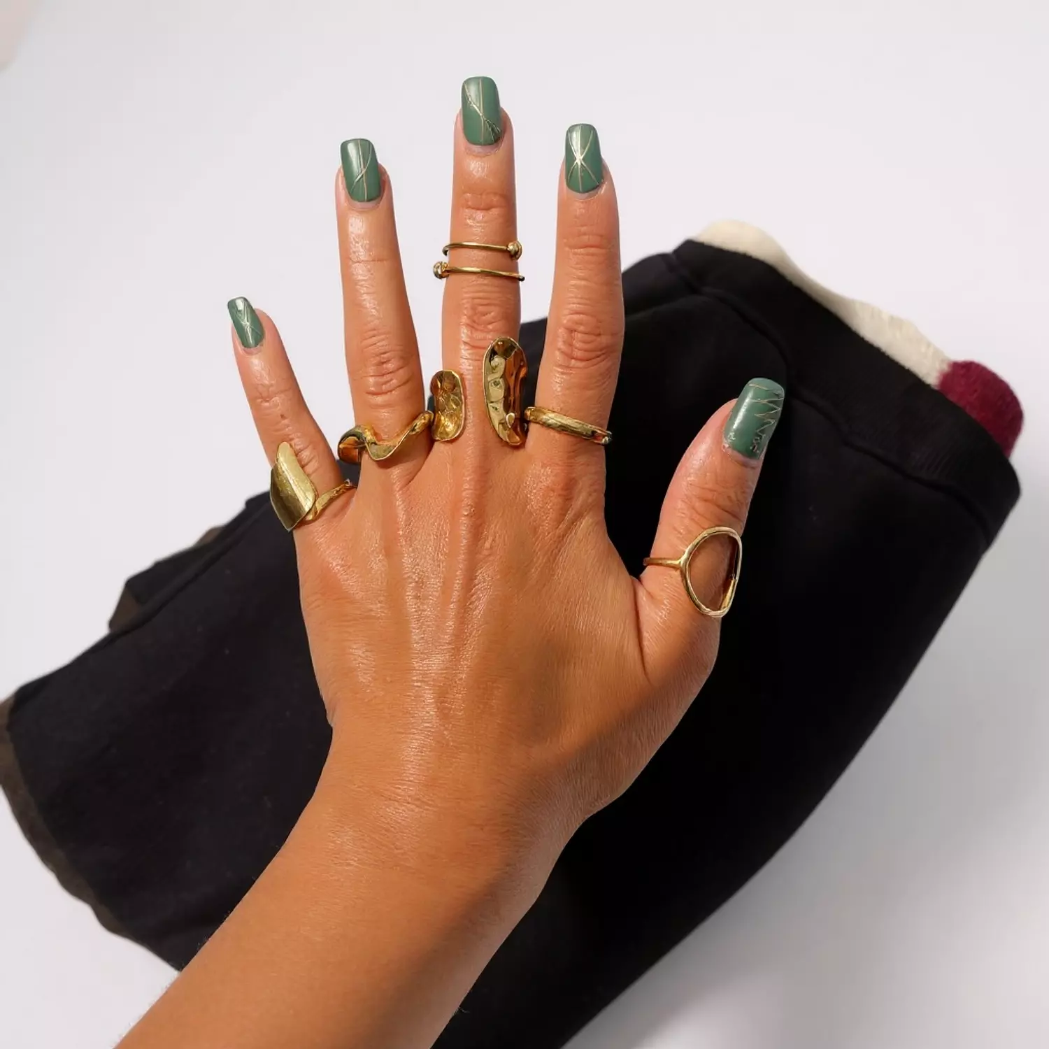 Daily Glow 5-rings set (FREE SIZE) hover image