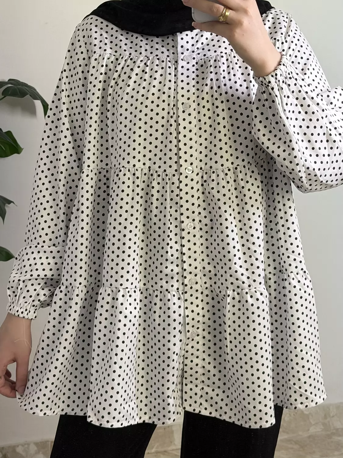 Ruffled Polka Dots Blouse 🤍  3