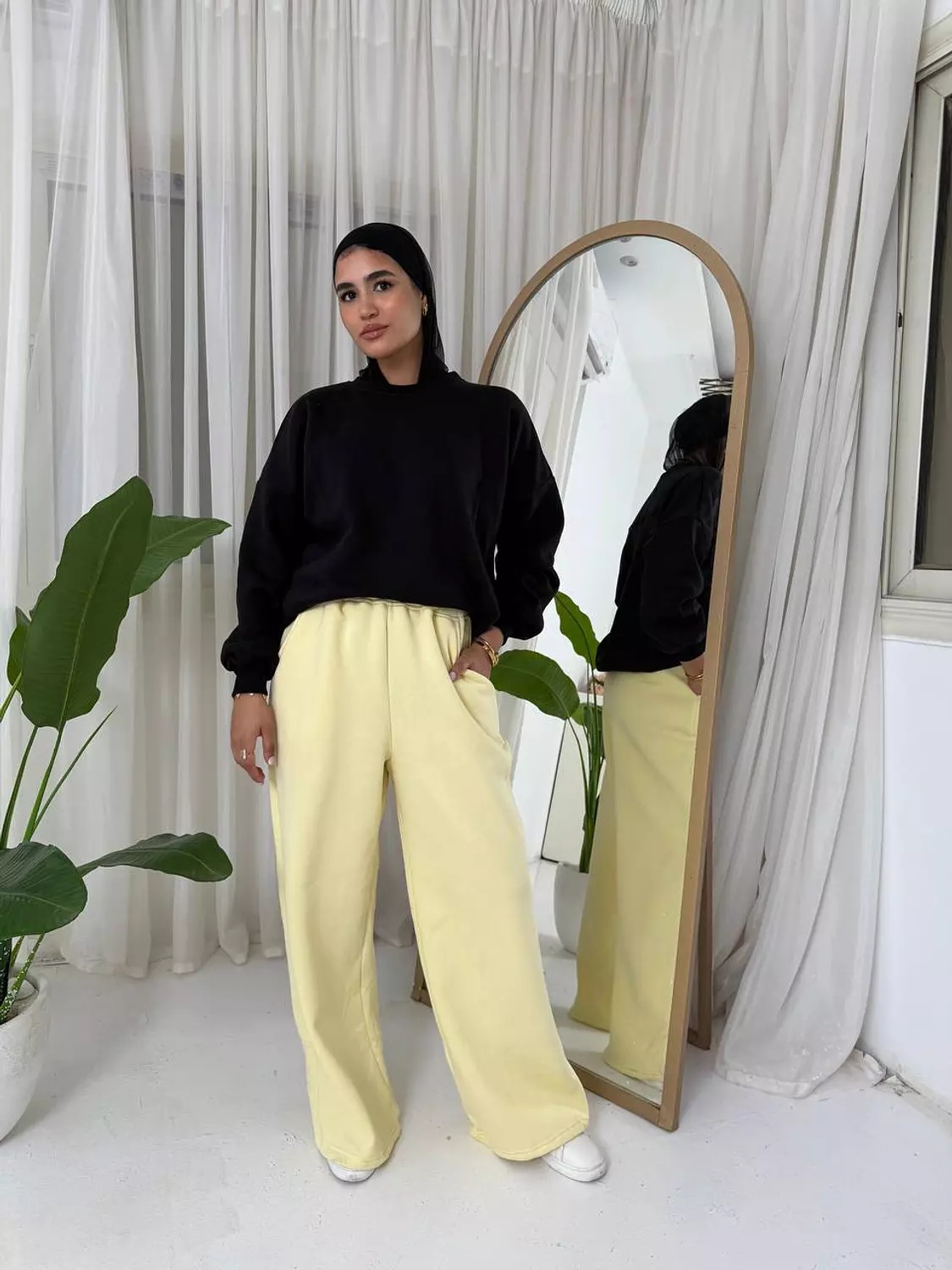 Wide leg sweatpants  image