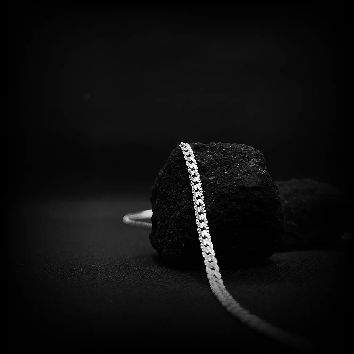 Sterling curb chain  1