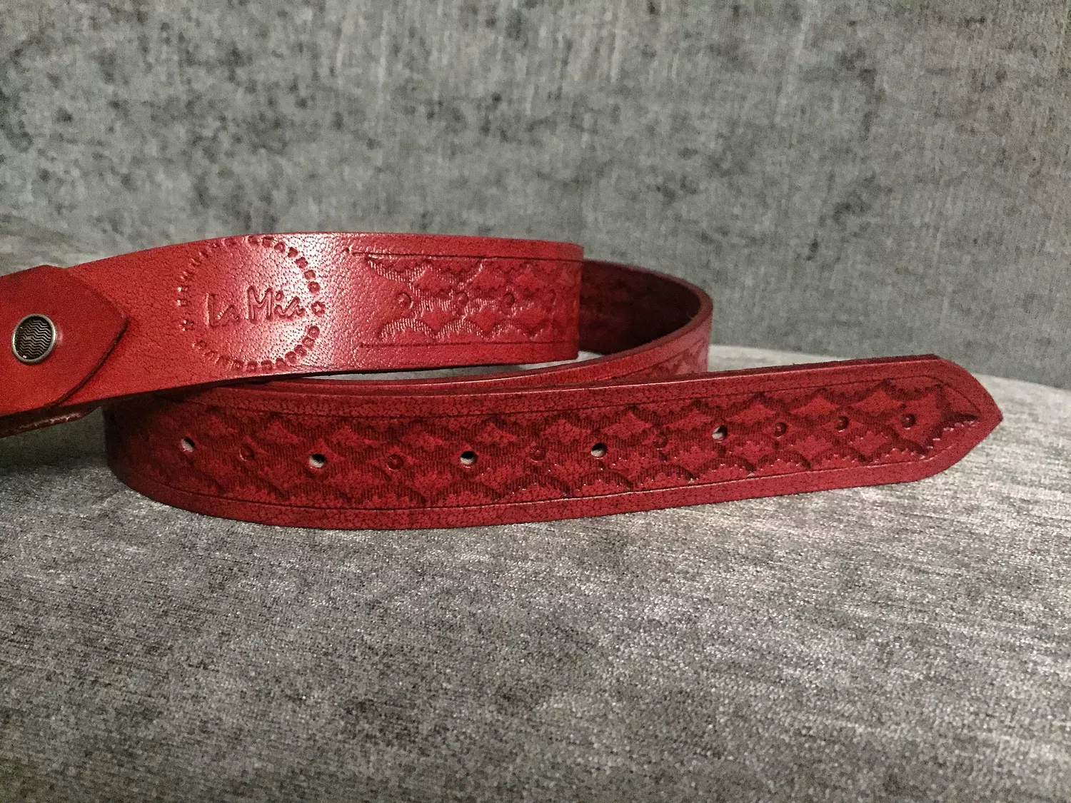 Tooled leather belt Shell & pearl pattern  2