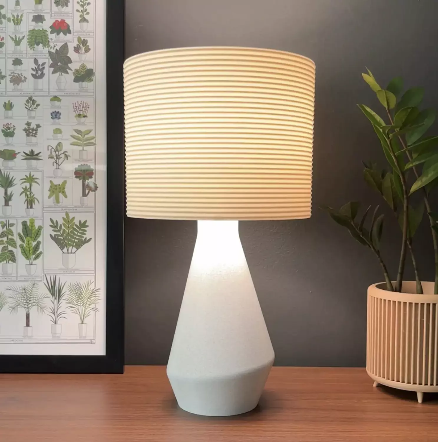 Tilt Lamp image