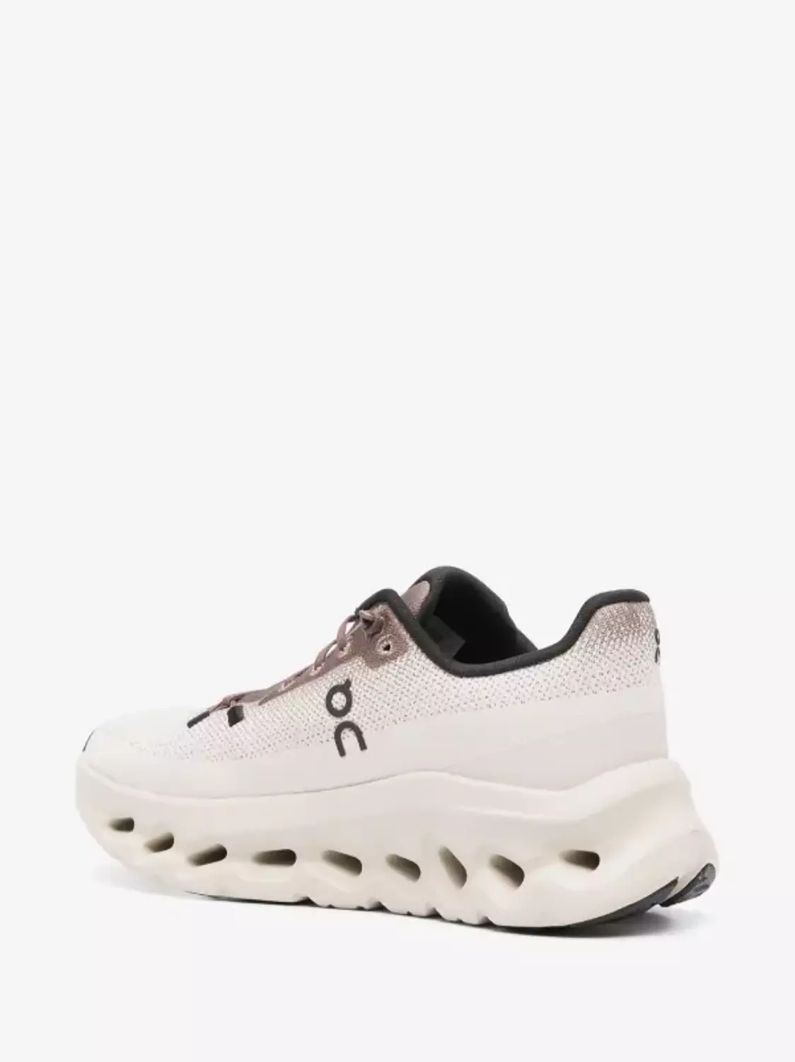 Cloudtilt ON sneakers 2