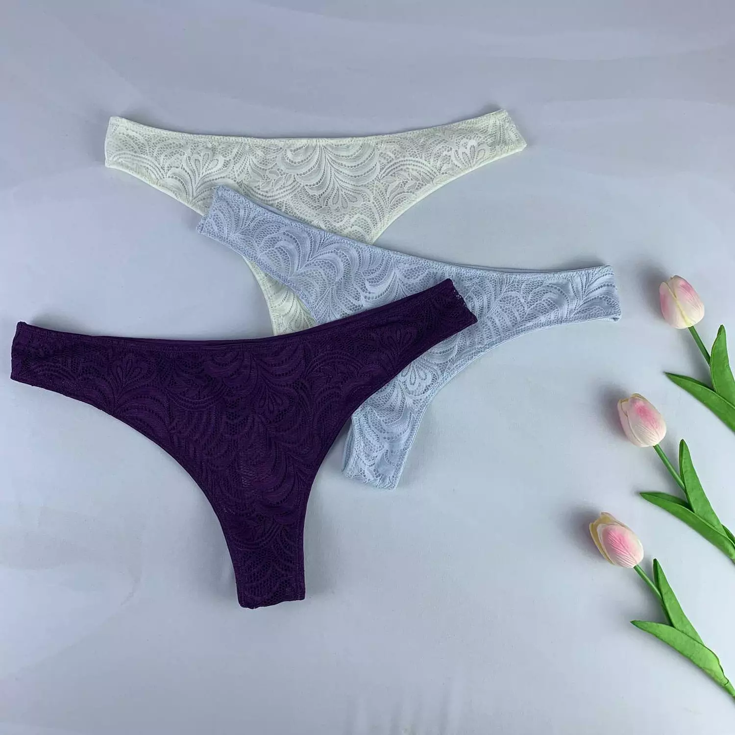 Lace lingerie panty thong from primark uk   Small / off white -baby blue    Medium / baby blue - purple 