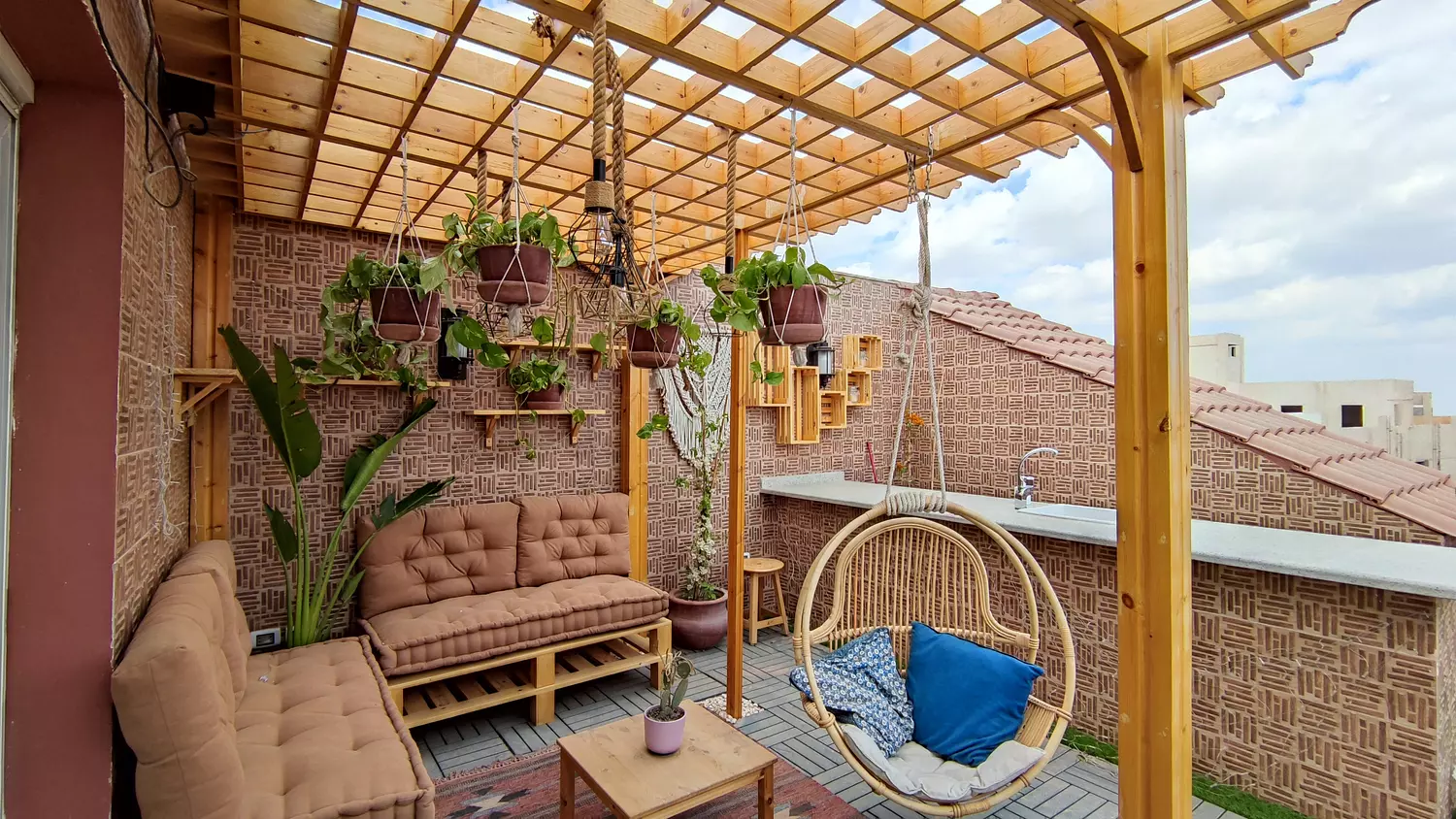 banner image for Mad layers