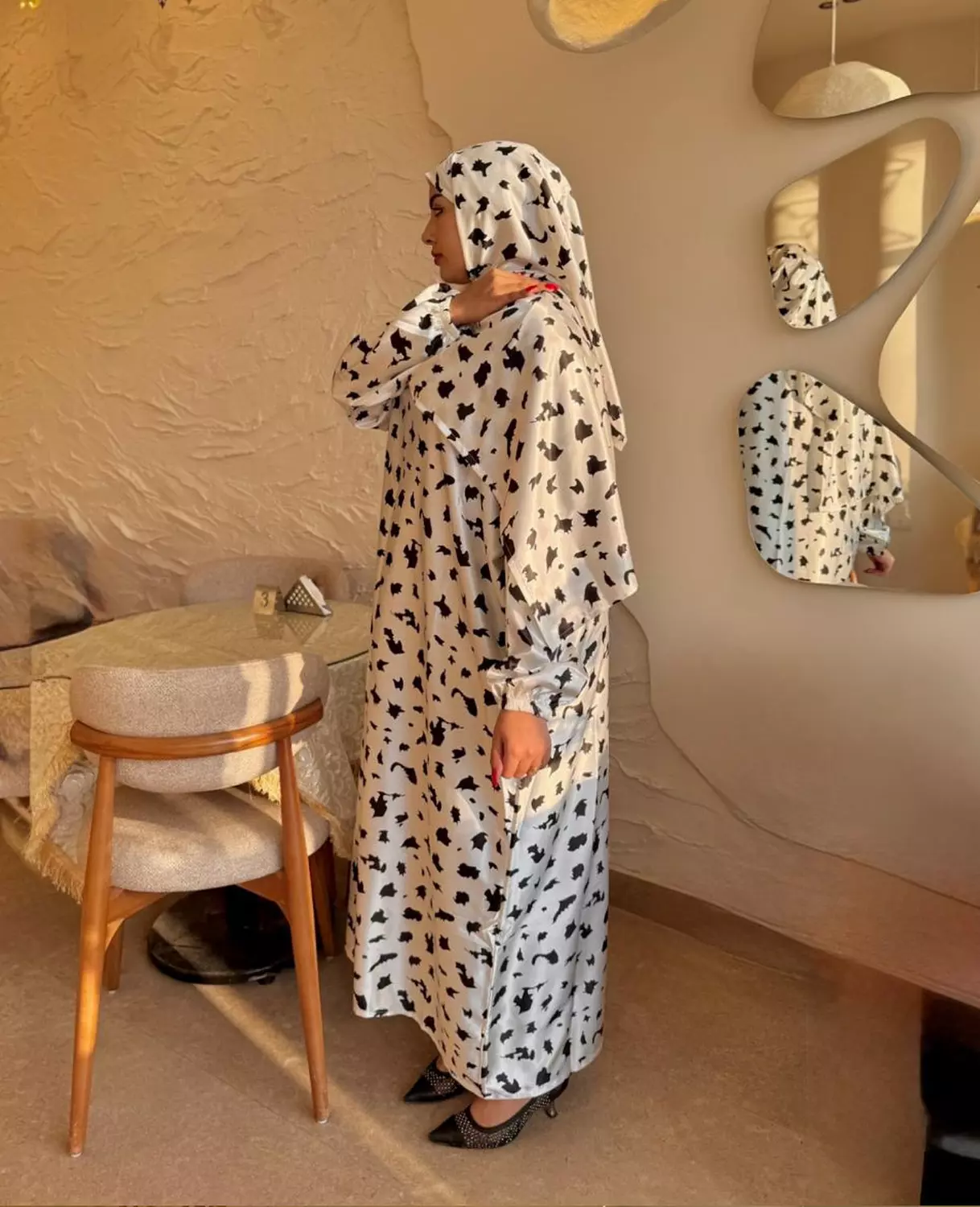 Print Satin Maxi Isdal with Attached Hijab 2