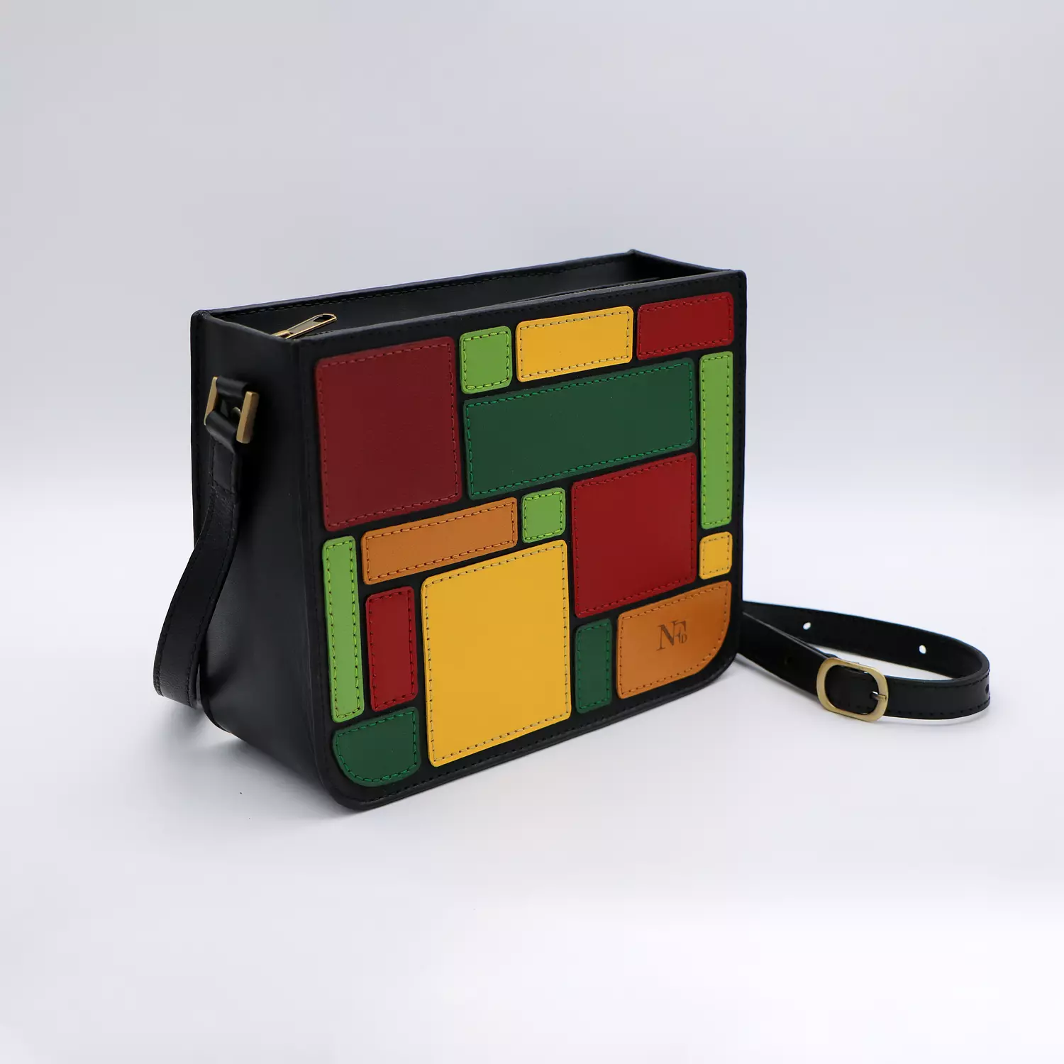 Patchwork genuine leather bag. 1