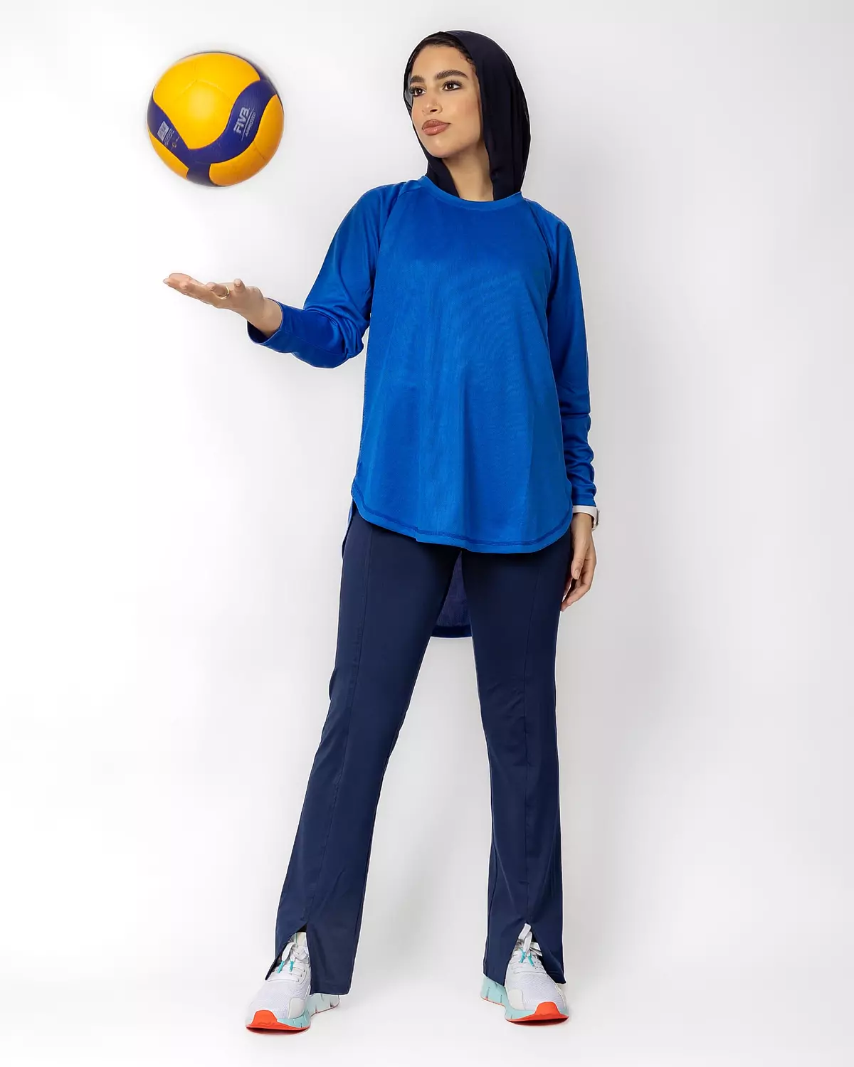 Navy blue split pants image