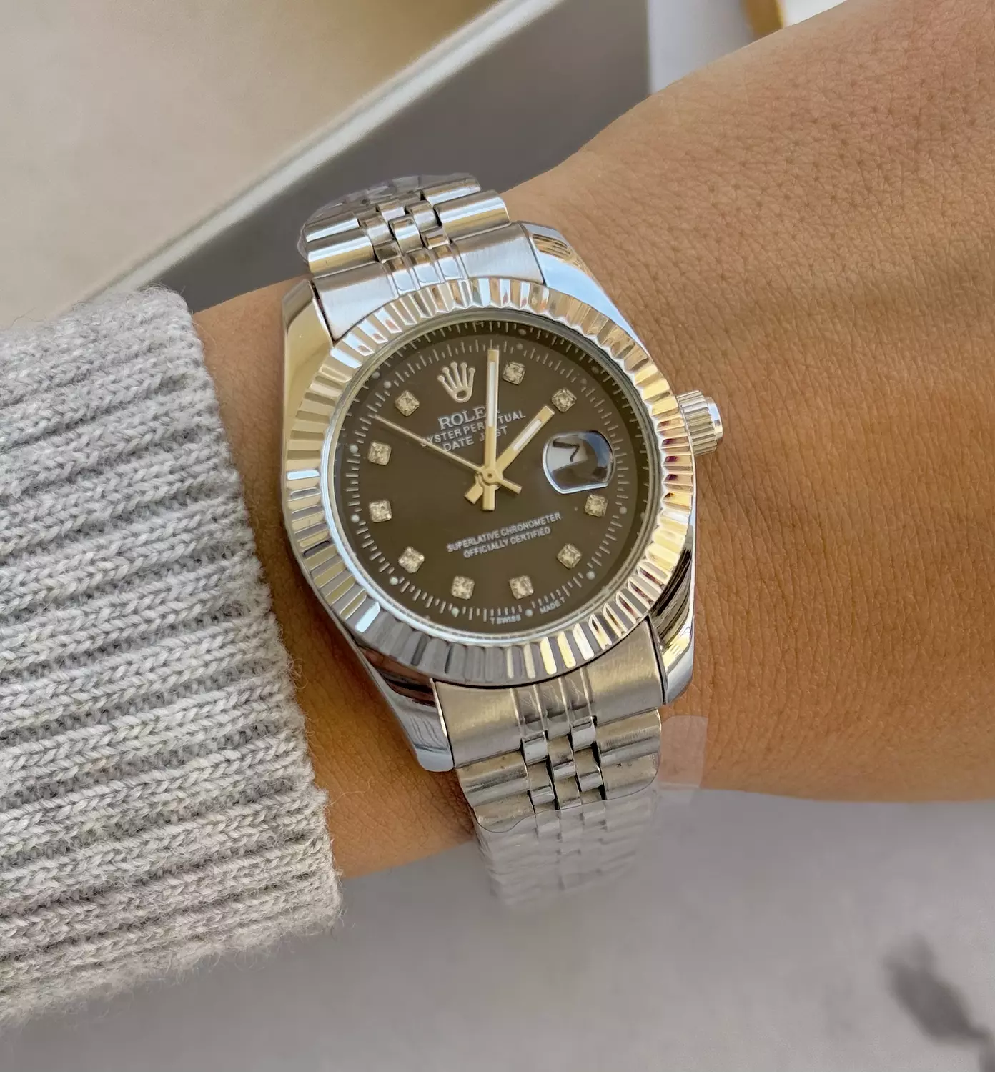 Watch 34 image