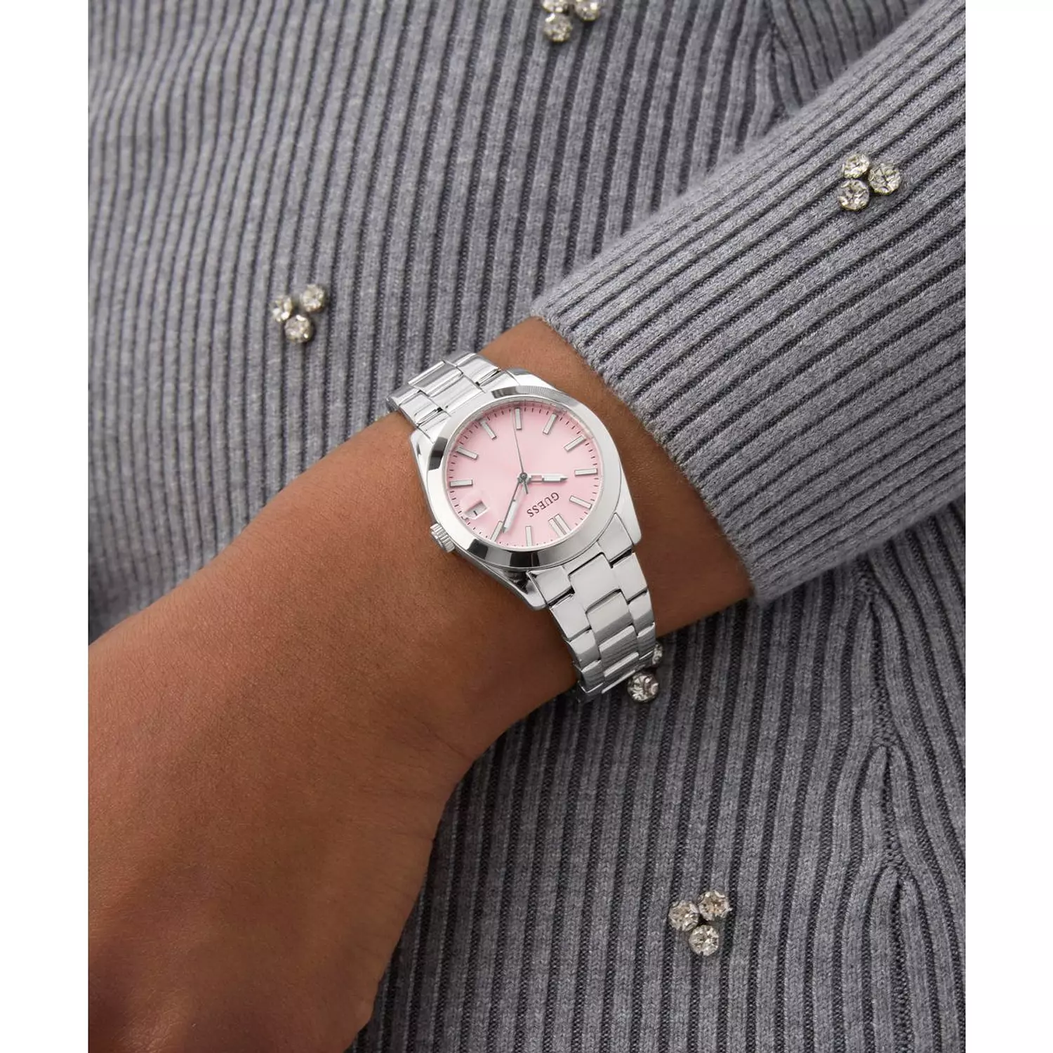 GUESS Ladies Silver Tone Date Watch Silver Tone Stainless Steel Bracelet GW0934L1 5