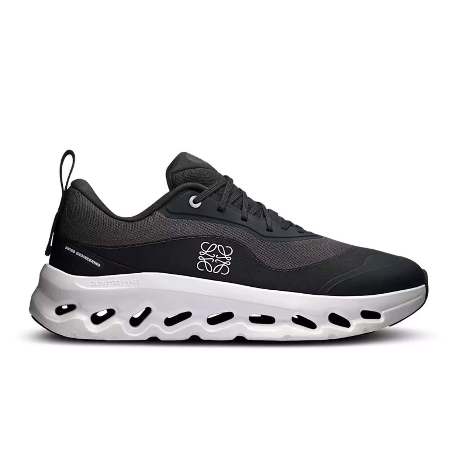On Running Cloudtilt x LOEWE BLACK  image