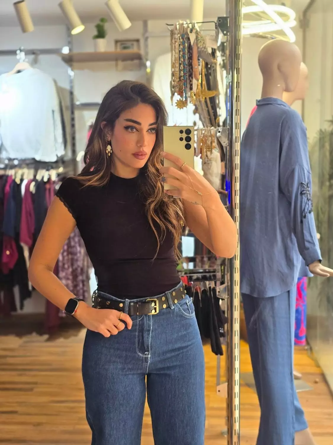 Black short sleeve top with lace detail 3