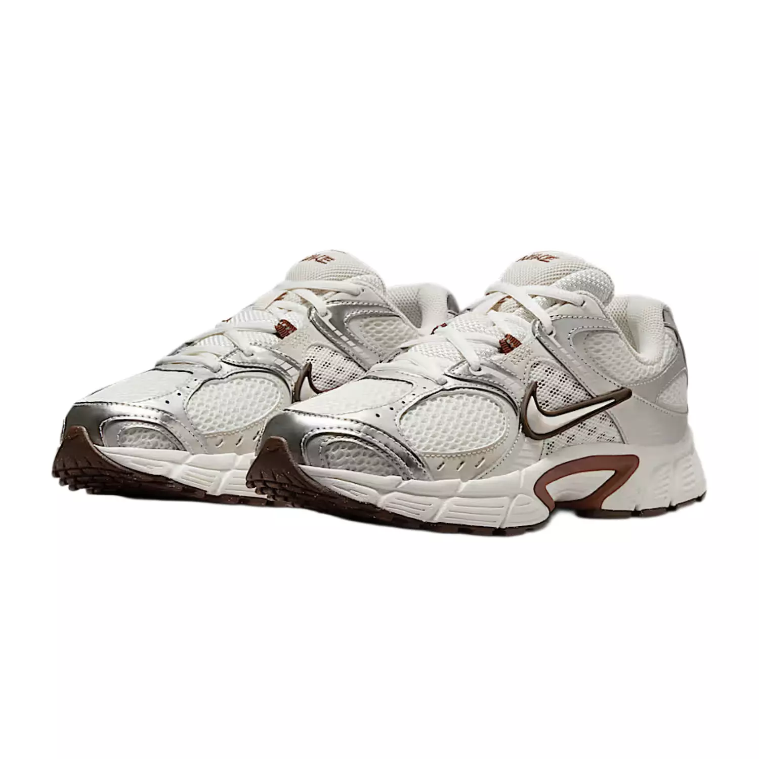 Nike V5 RNR ‘ Sail Fauna Brown Phantom Light Orewood Brown 4