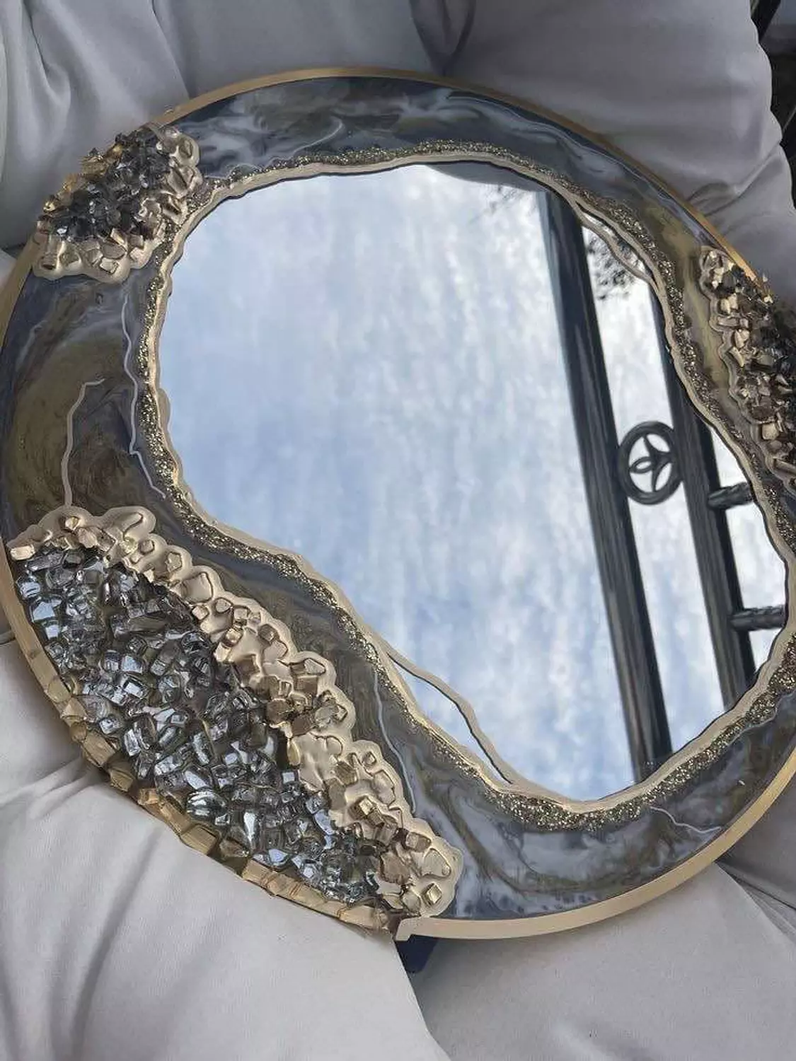 Stones mirror image