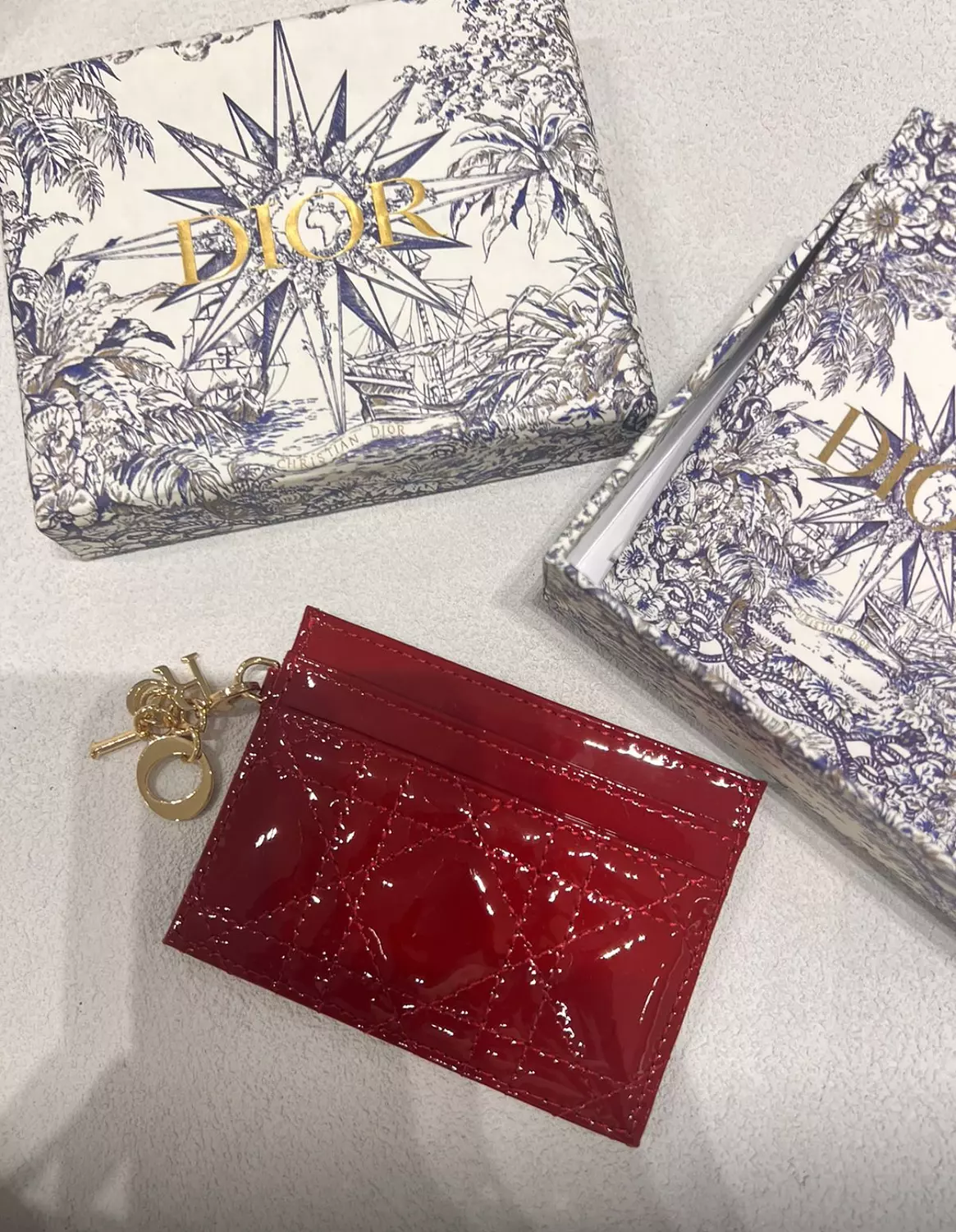Dior cardholder red 2