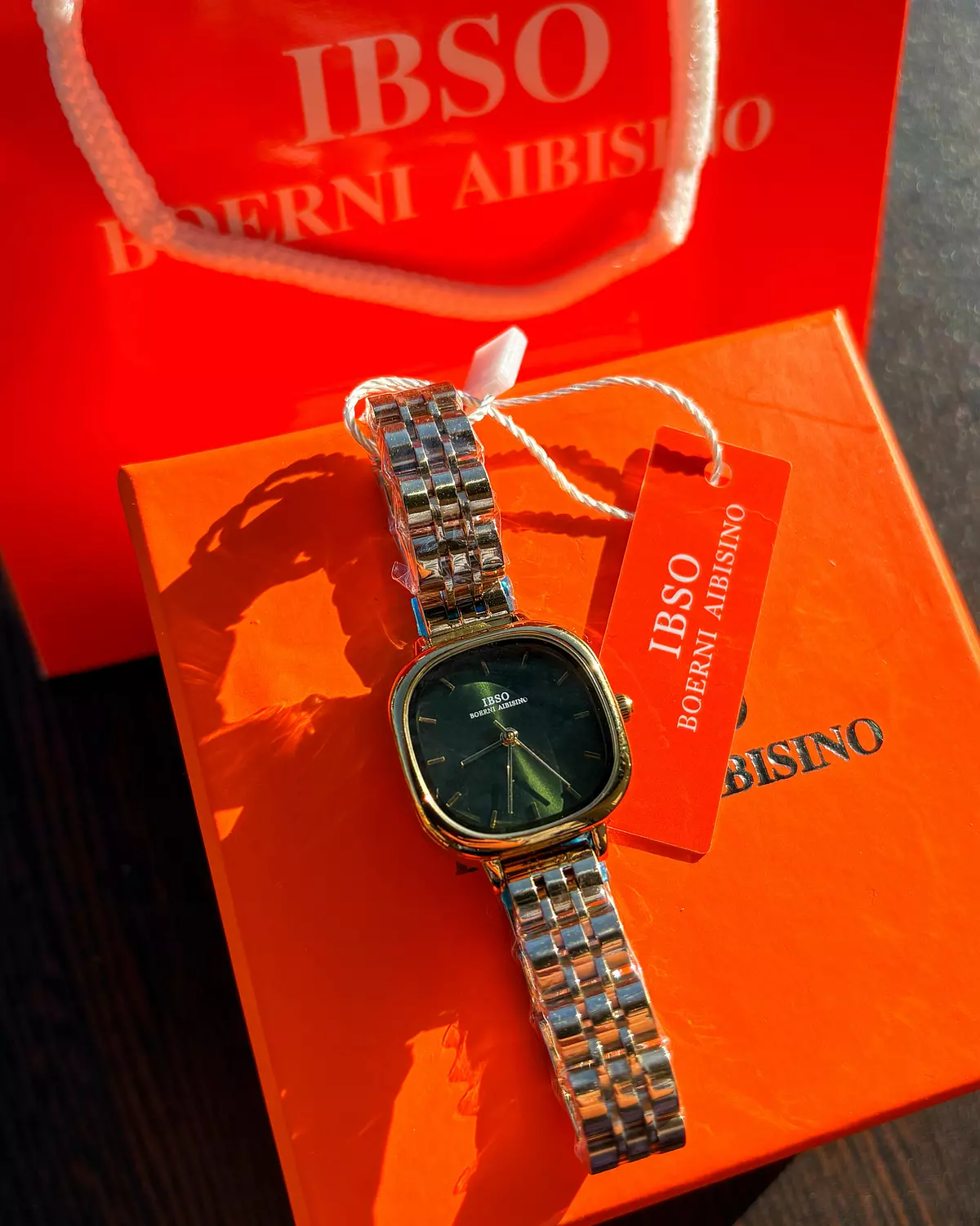 Olive green Ibso royale hover image