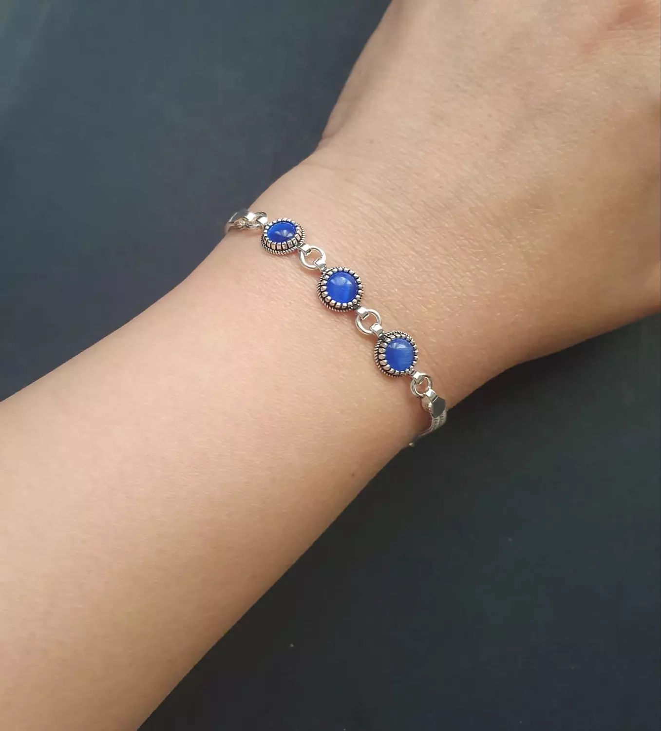 Blue round bracelet image