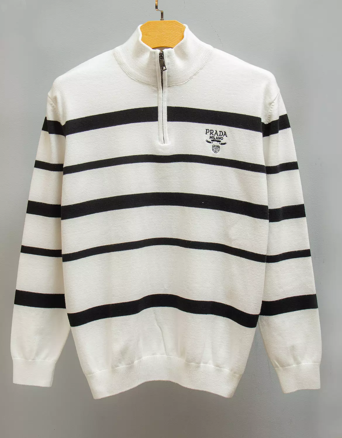 PRADA QUARTER ZIPPER / 1502 image