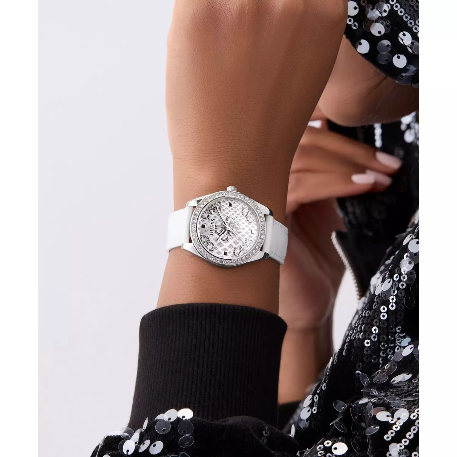 GUESS BOA Ladies White Silver Tone Analog Watch WHITE Genuine Leather Patent Strap 7