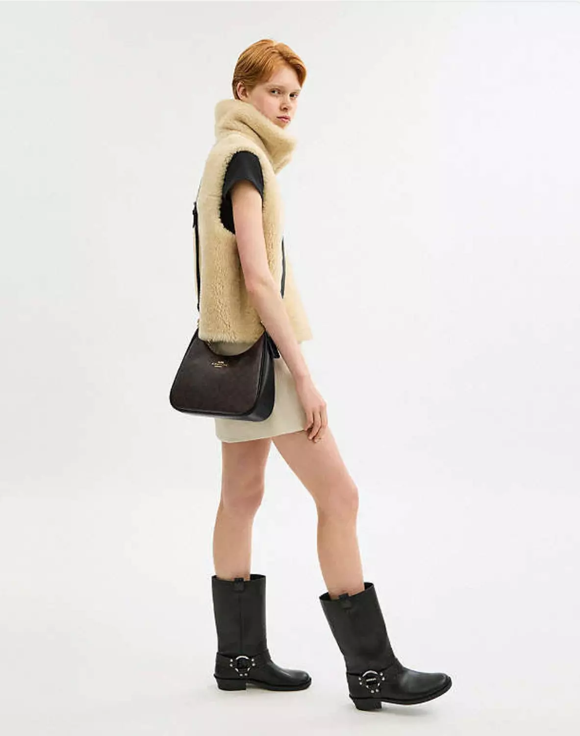 Coach Teri Hobo Bag In Signature Canvas 6