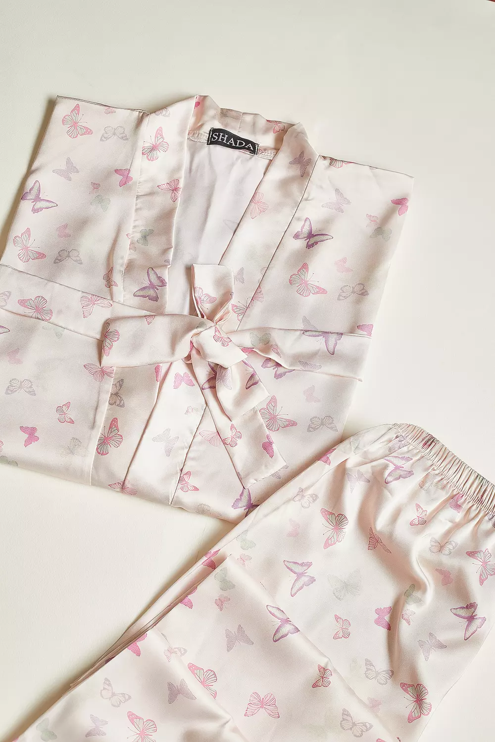 Pink Butterflies Printed Robe and Pants Set  2