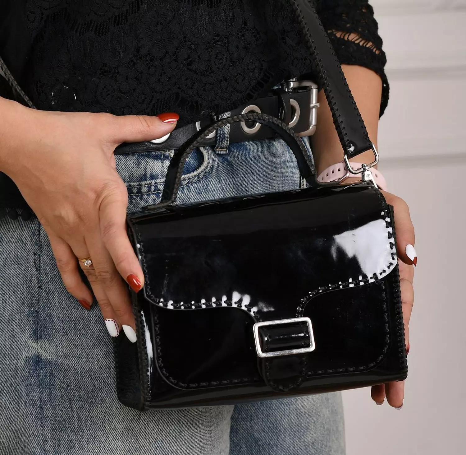 black shiny bag 3