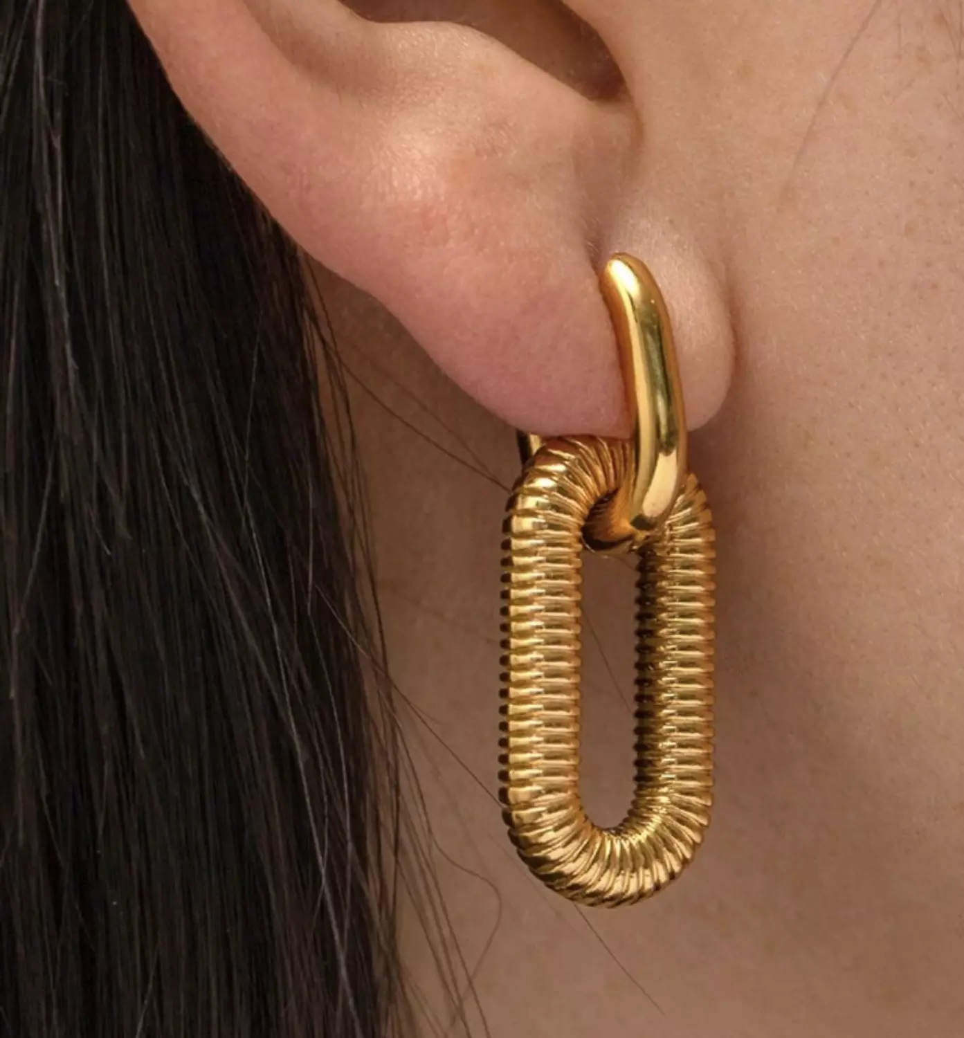 Dazzle Earrings image