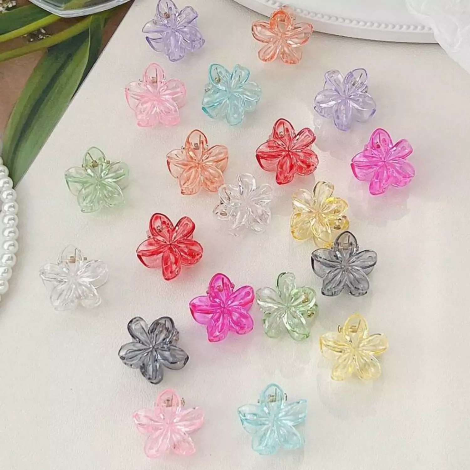 8 Pc Mini Transparent Flower Claw Clips Set 2