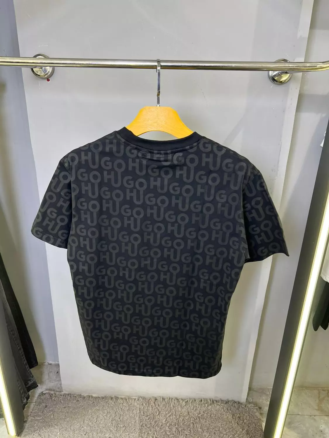 HUGO BOSS TSHIRT / 1314 7