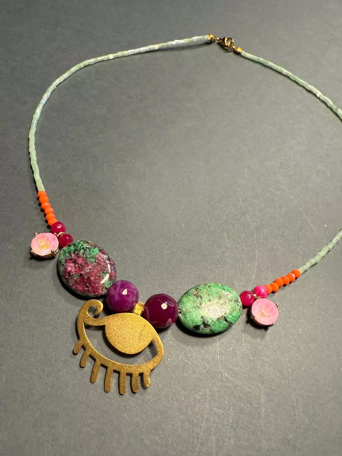 Short Eye Necklace 1
