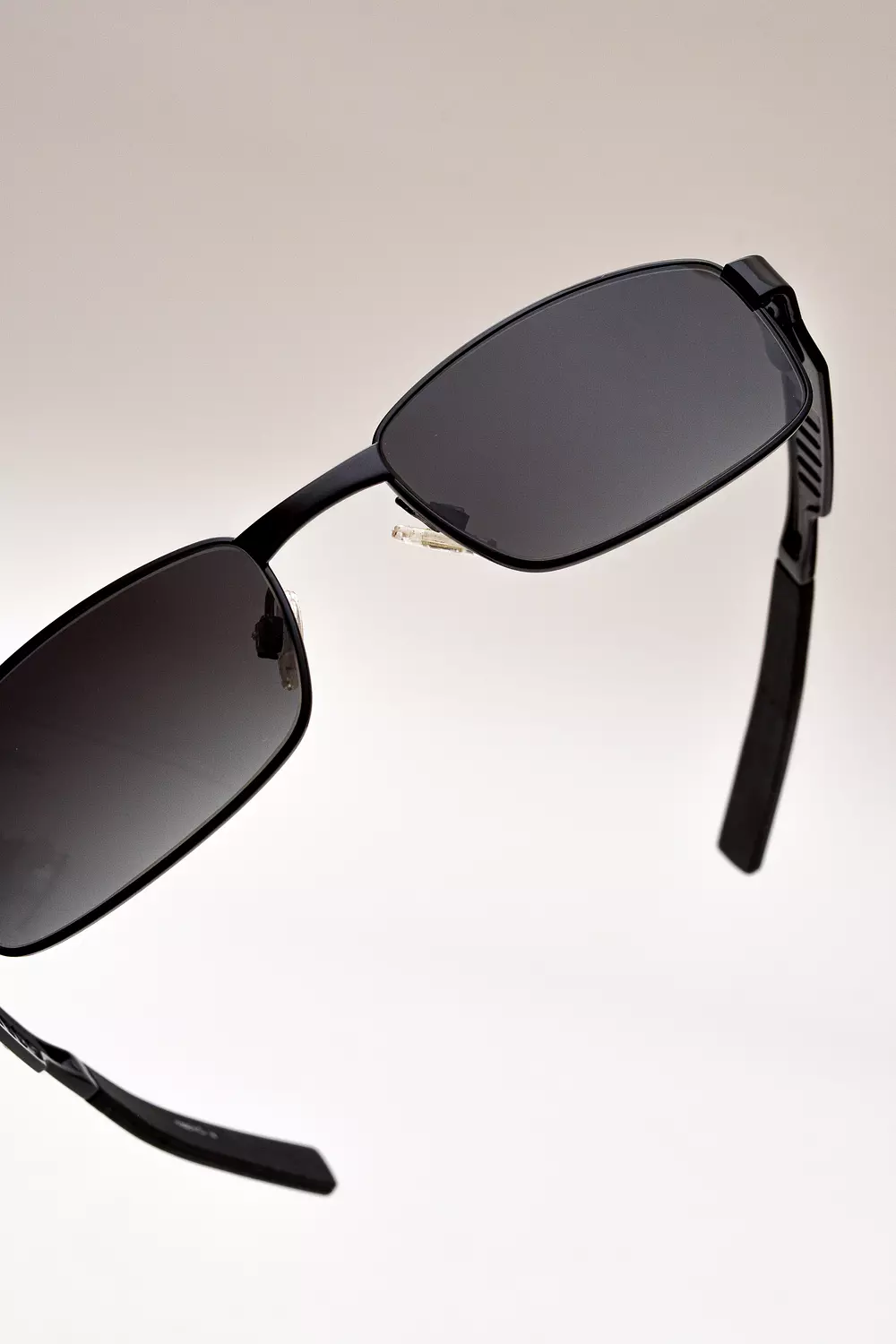 oakley design sunglasses (one piece) image