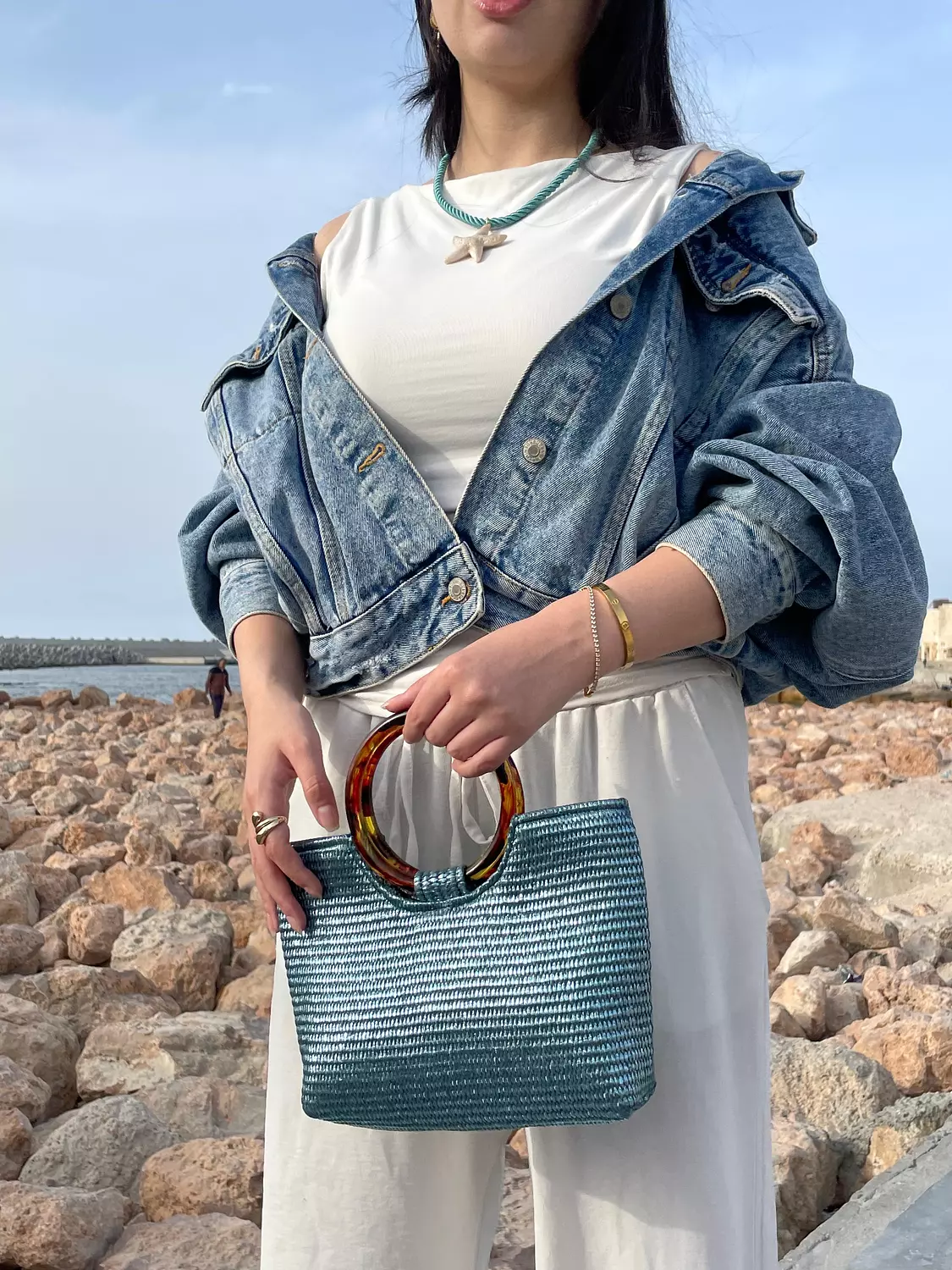<p><span style="color: rgb(64, 81, 73)">Azule Bag</span></p>