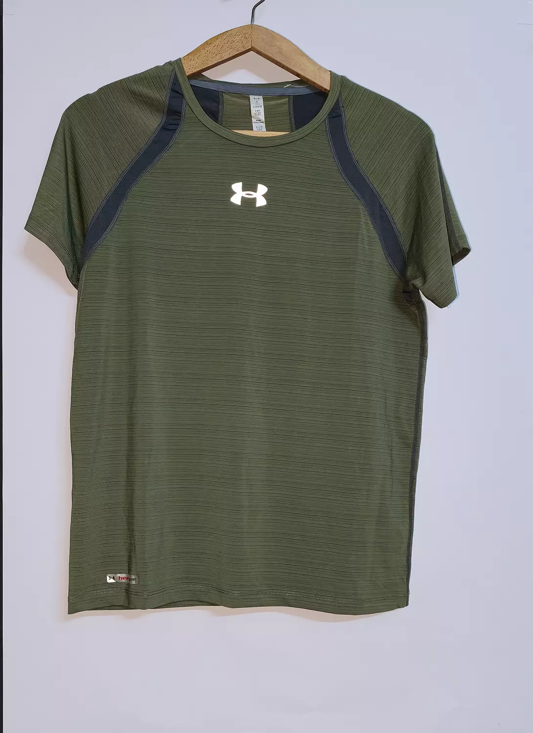 UNDERARMOUR T-SHIRT - GYM ( OFFER ) image